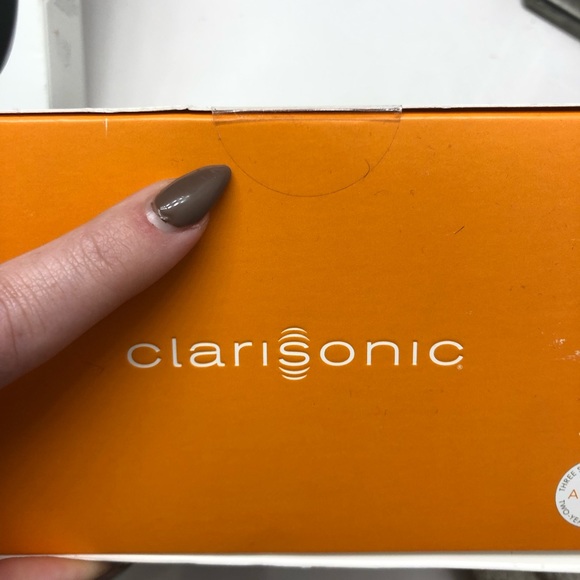 Sold - Picture 3 of 4